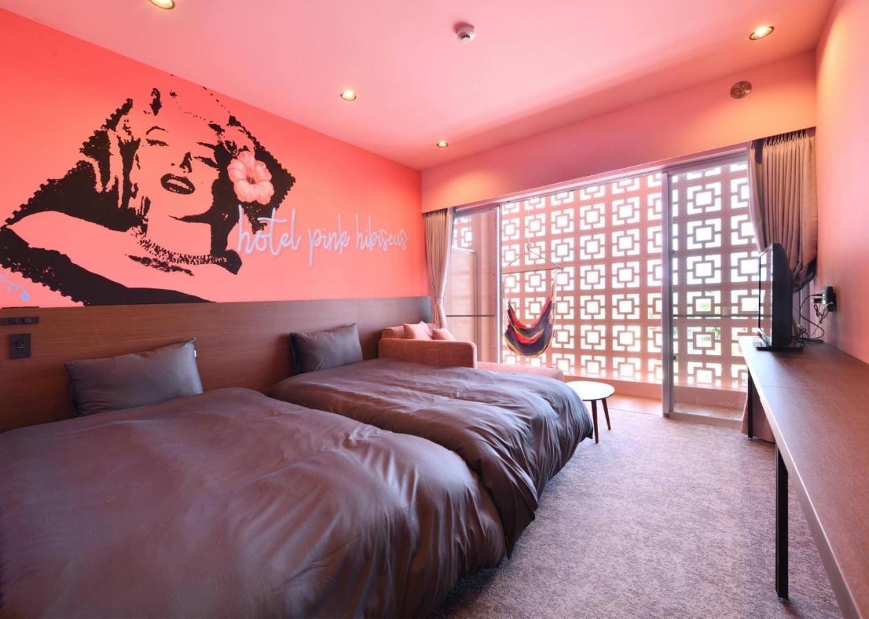 Hotel Pink Hibiscus Miyakojima  Esterno foto