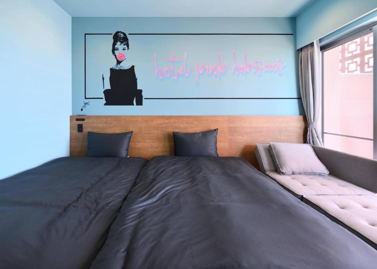 Hotel Pink Hibiscus Miyakojima  Esterno foto